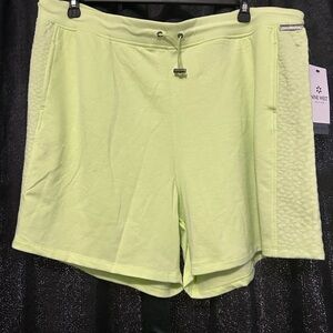 Nine West line Green Active wear Shorts with Drawstring